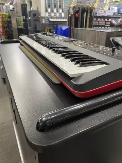 Korg - KROSS-61 2
